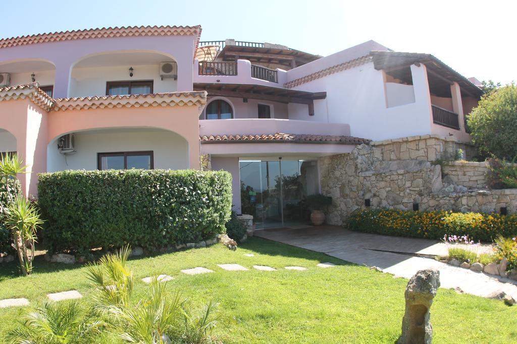Hotel Li Graniti Baja Sardinia Exterior foto