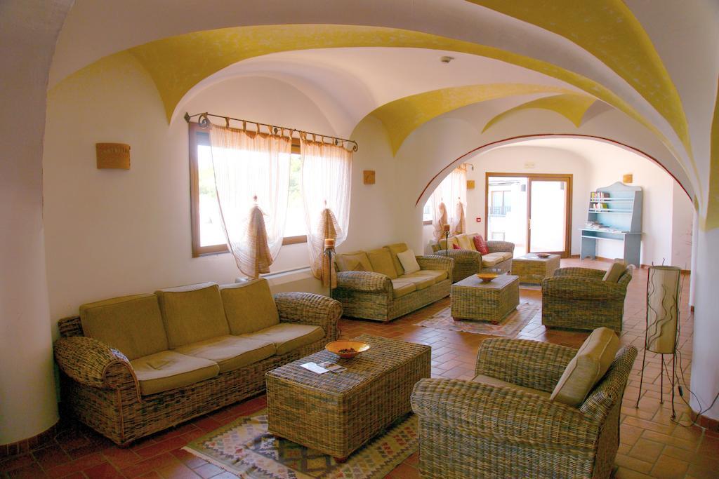 Hotel Li Graniti Baja Sardinia Exterior foto